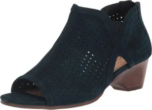 Bella Vita Women's Remy Wedge Sandal