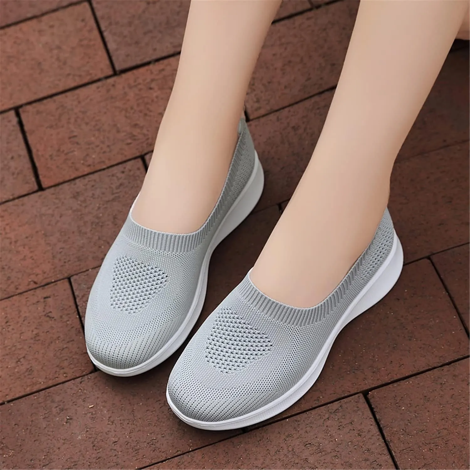 ChicWind Women's Mesh Walking Loafer Shoes Slip on Sock Sneakers Easy Nurse Flat Work Shoes