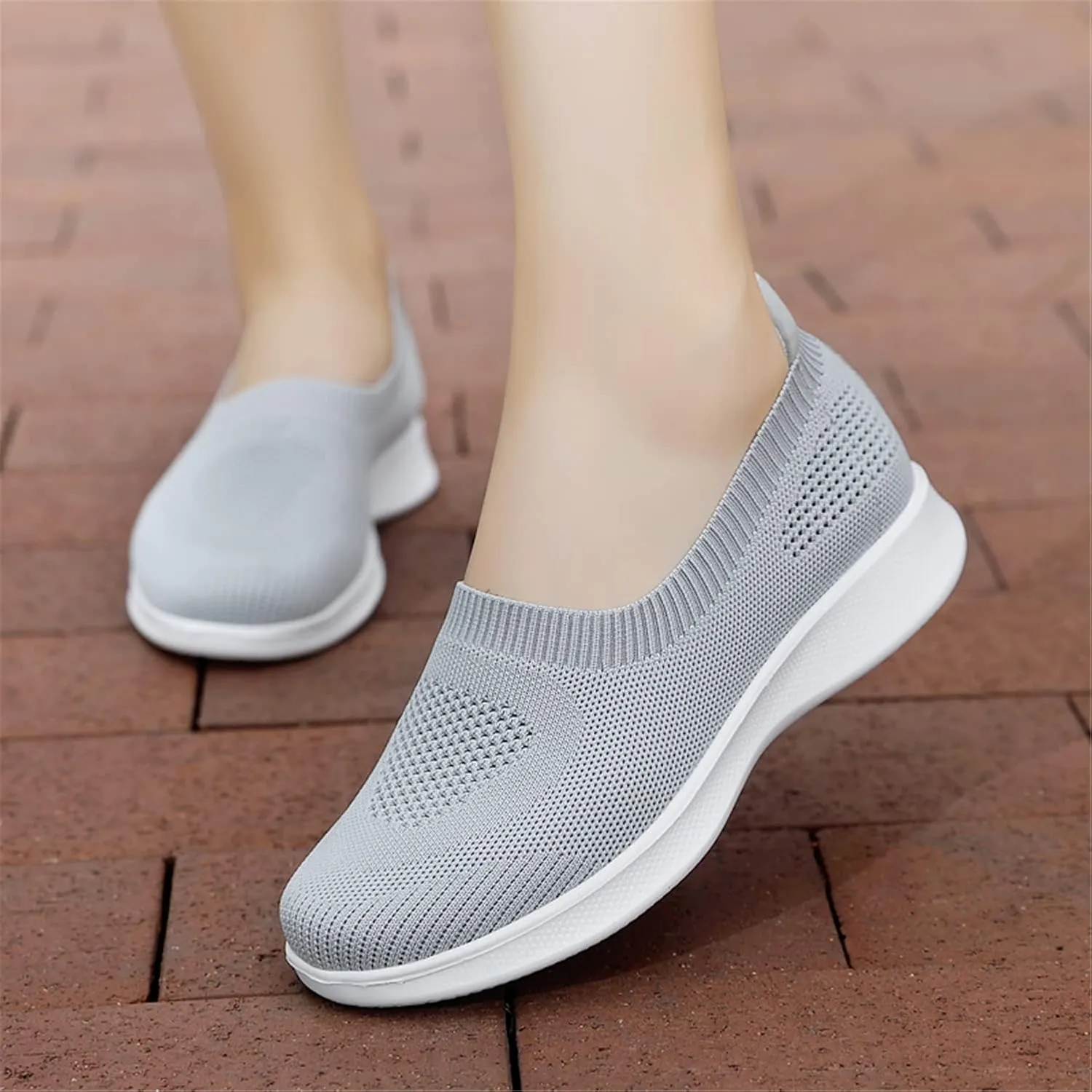 ChicWind Women's Mesh Walking Loafer Shoes Slip on Sock Sneakers Easy Nurse Flat Work Shoes