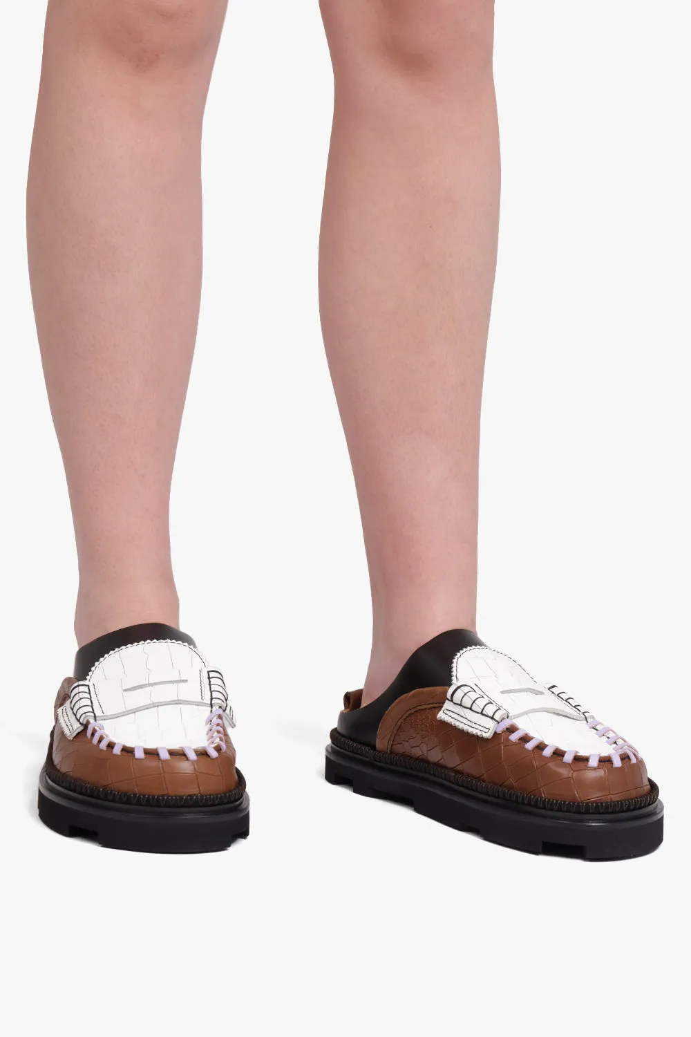 College Chunky Loafer Mule | Brown/Black