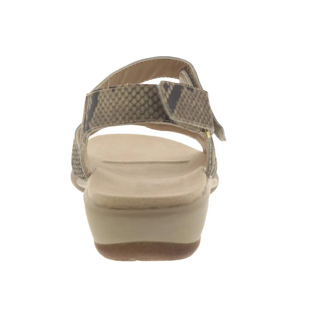 Easy Spirit Hartwell Womens Sandal 11 BM US NaturalMultiSnake