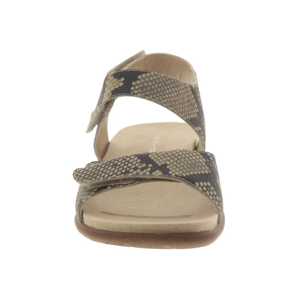 Easy Spirit Hartwell Womens Sandal 11 BM US NaturalMultiSnake