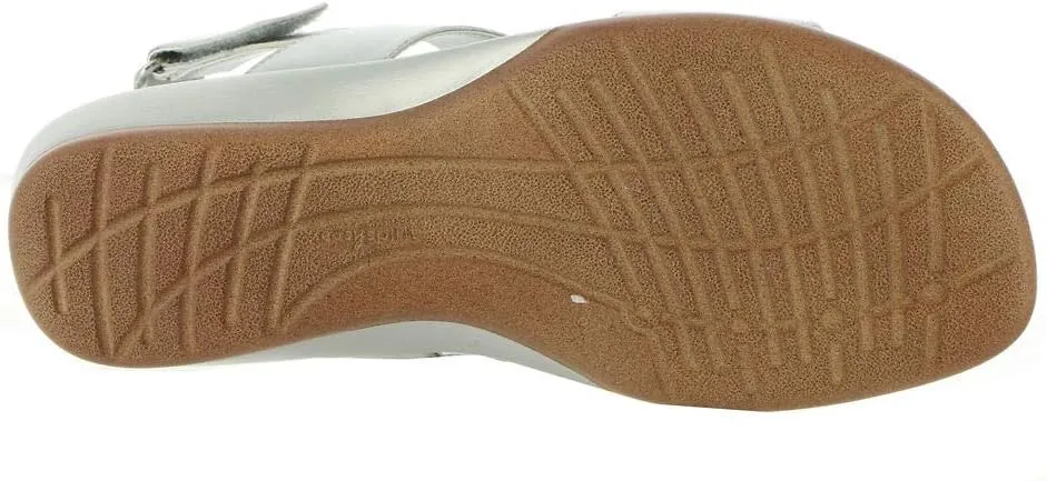 Easy Spirit Women's Hazel Wedge Sandal