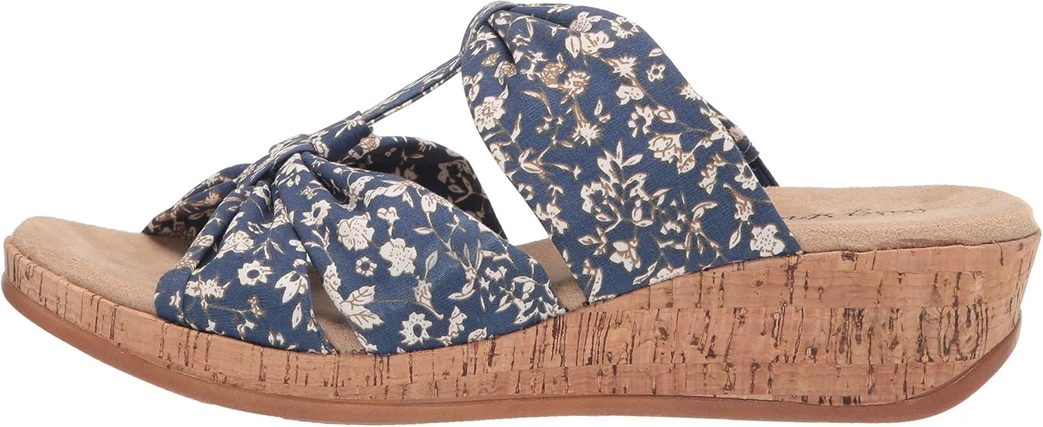 Easy Street Amberlee Womens Sandal