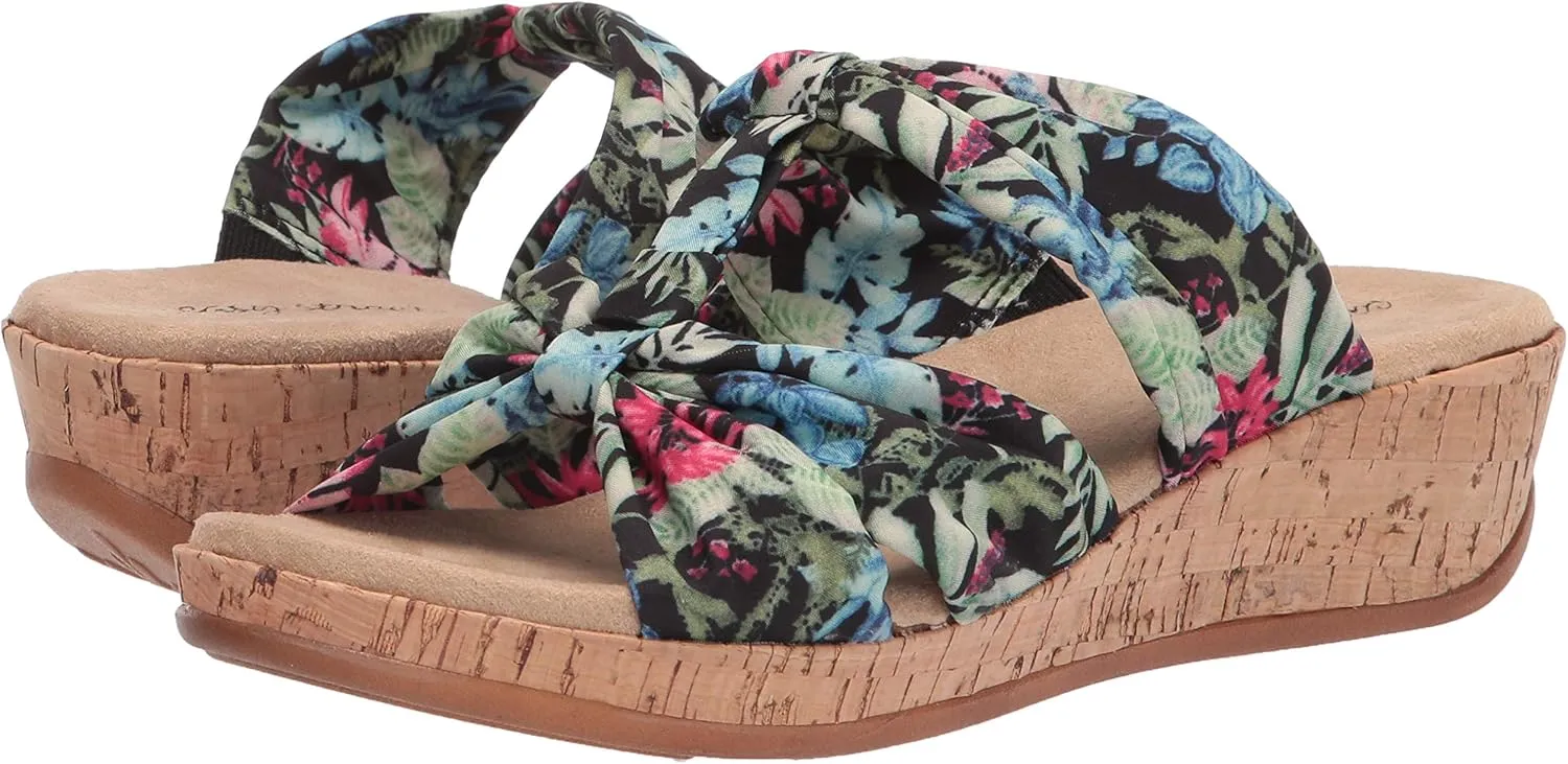 Easy Street Amberlee Womens Sandal