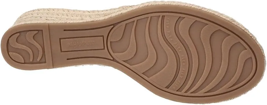 Easy Street Women's Coast Sandal