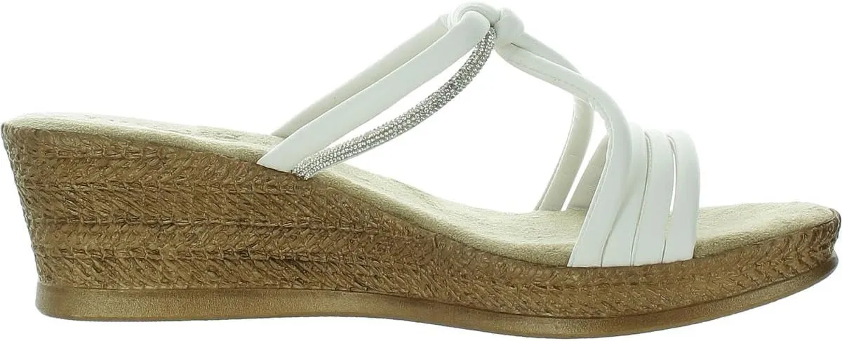 Easy Street Women's Elvera Wedge Sandal