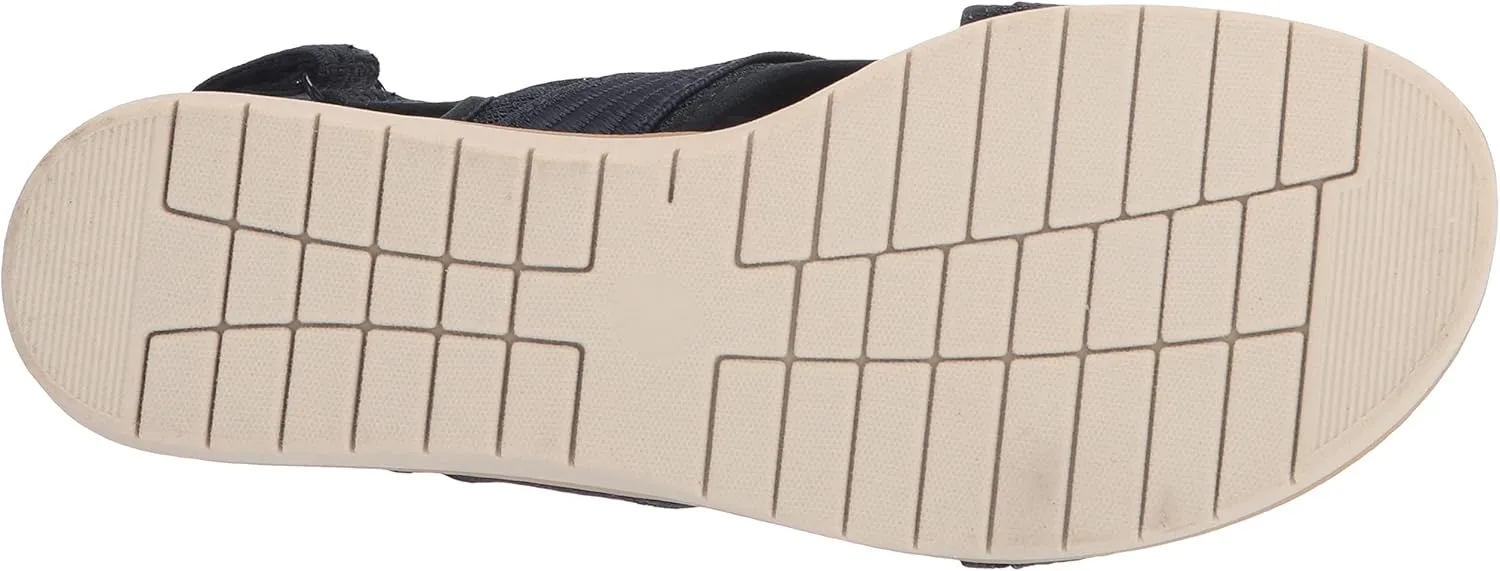 Easy Street Women's Raeven Wedge Sandal