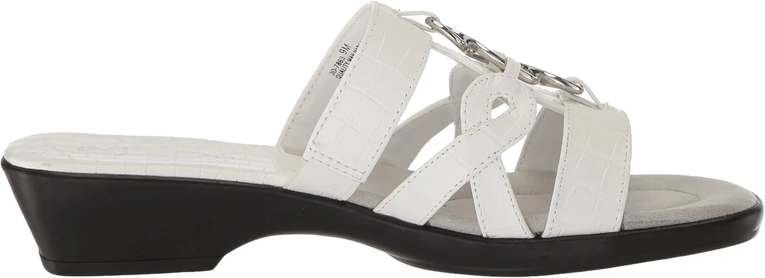 Easy Street Women's Torrid Flat Sandal