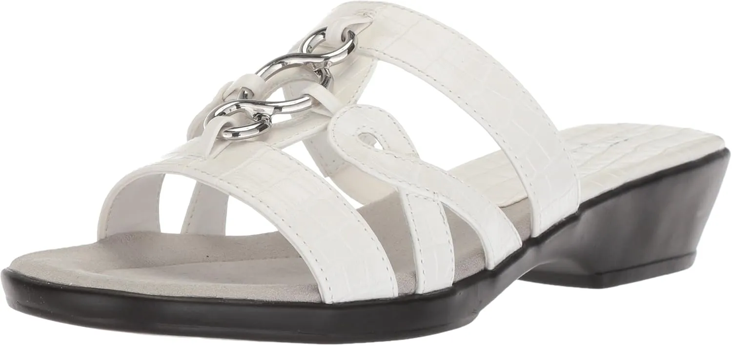 Easy Street Women's Torrid Flat Sandal