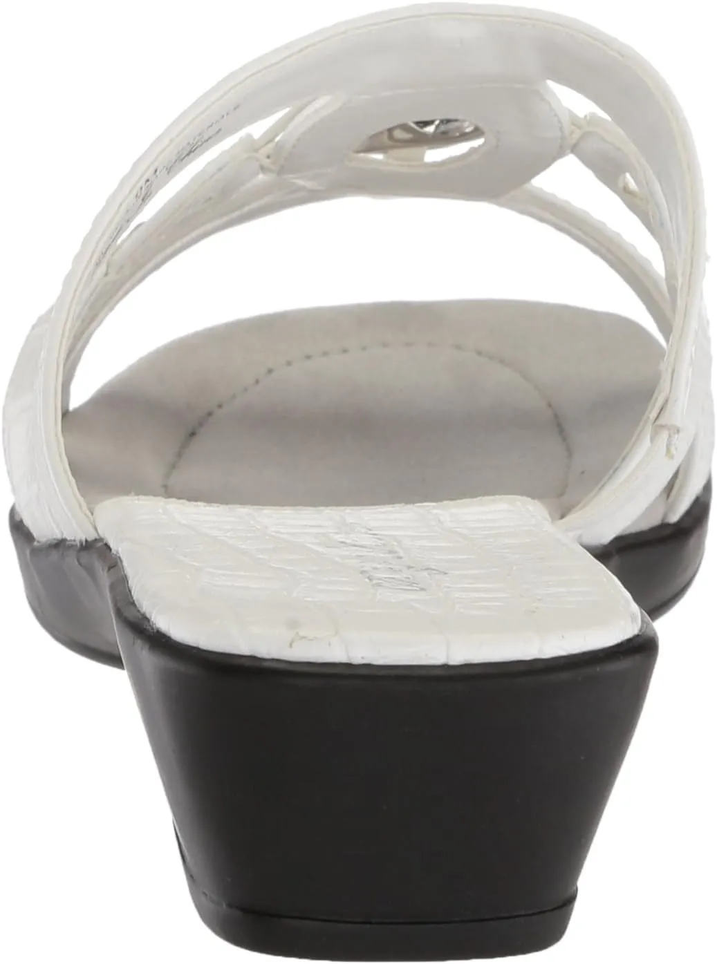 Easy Street Women's Torrid Flat Sandal