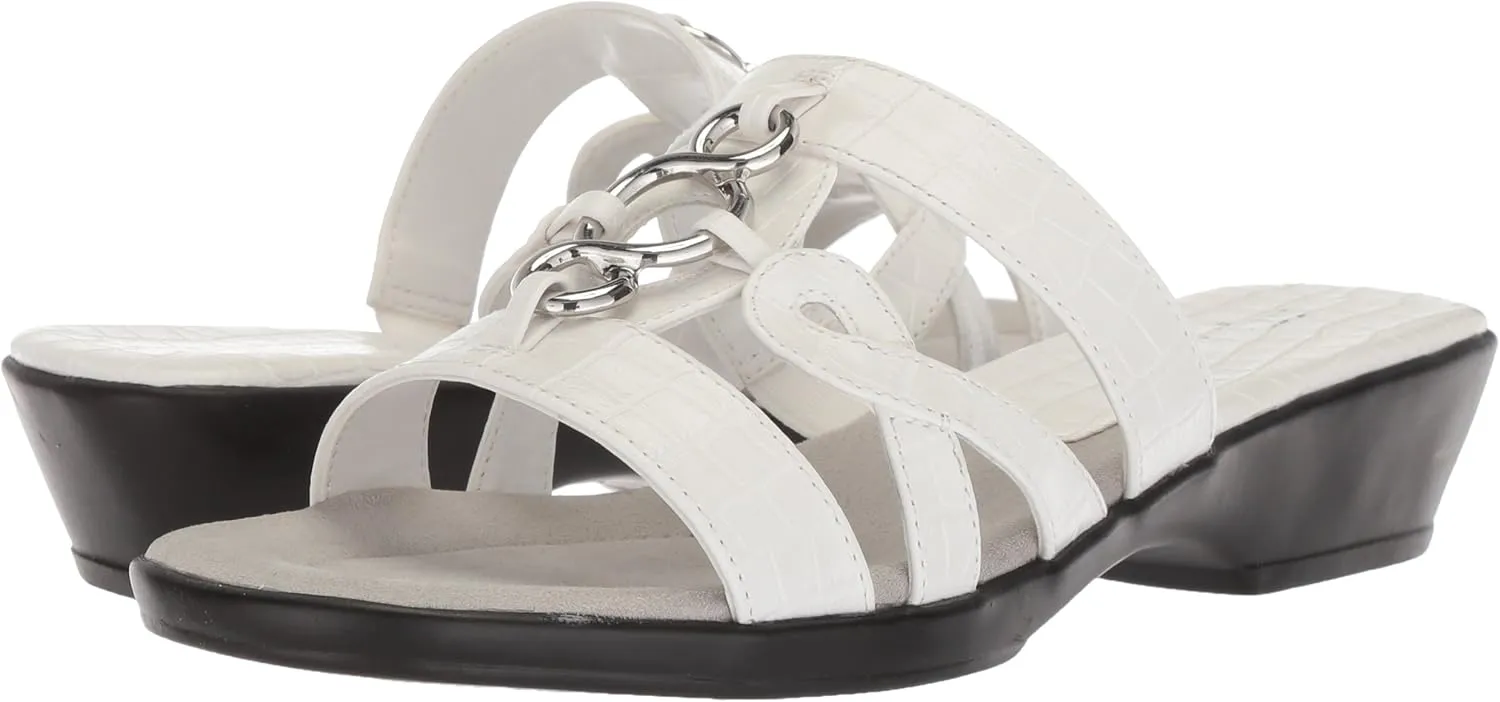 Easy Street Women's Torrid Flat Sandal