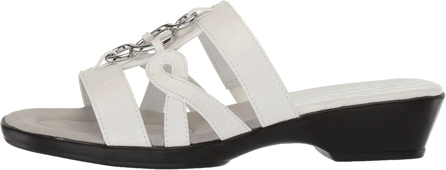 Easy Street Women's Torrid Flat Sandal