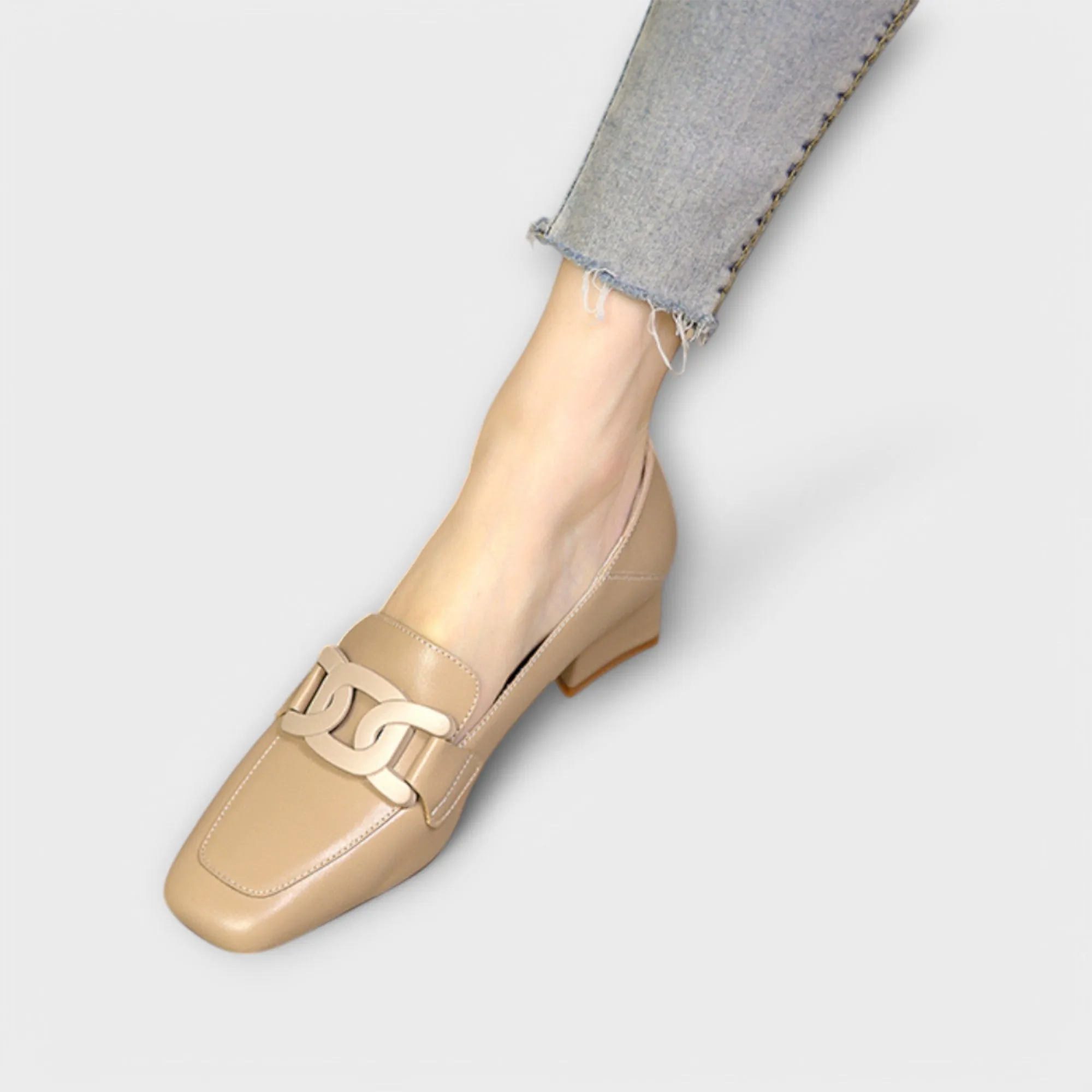 Fashion Elvya™ - Easy to install Resilient Chain Loafers