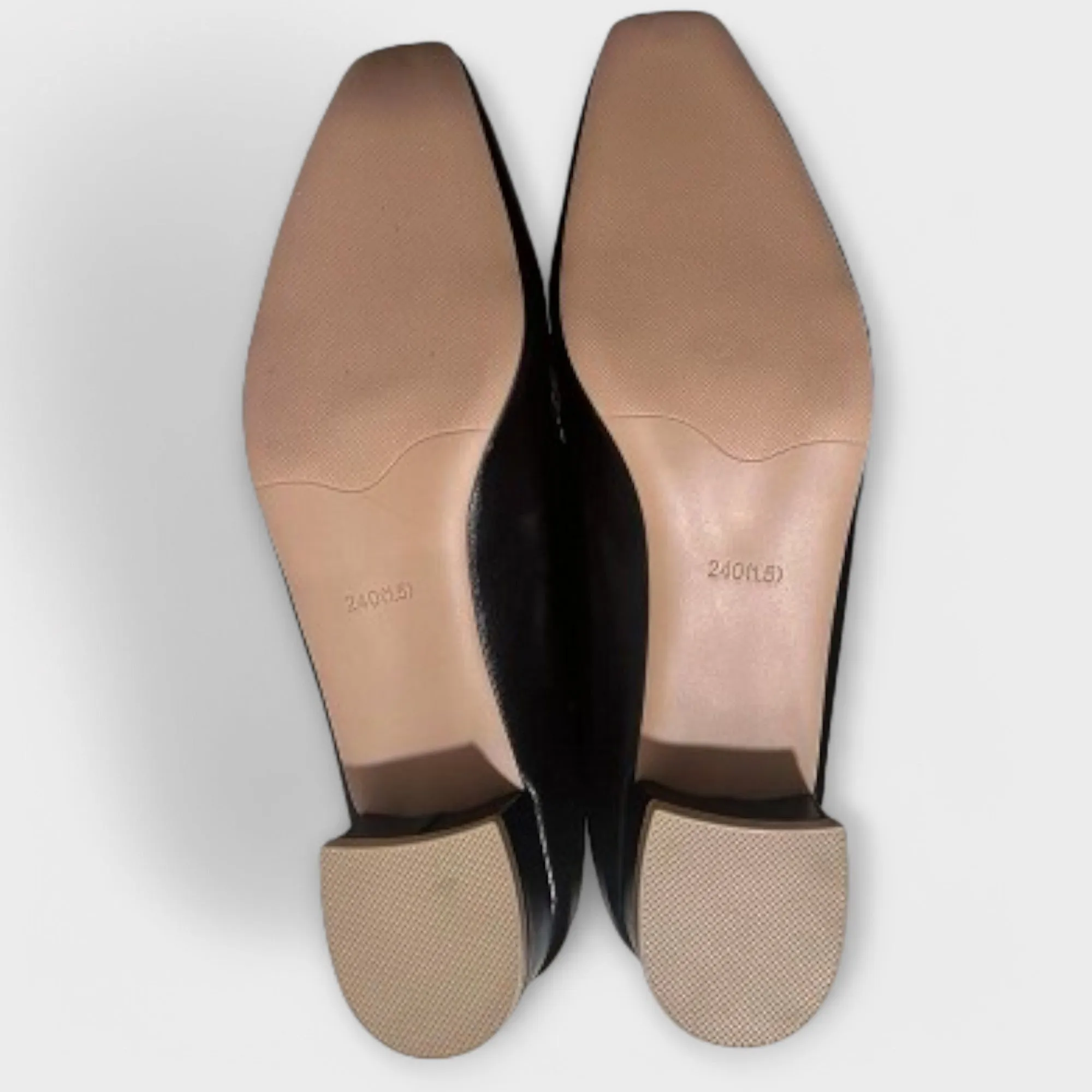 Fashion Elvya™ - Easy to install Resilient Chain Loafers
