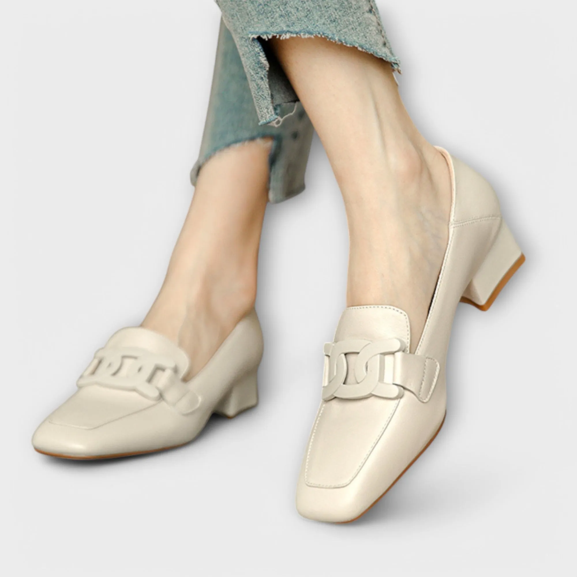 Fashion Elvya™ - Easy to install Resilient Chain Loafers