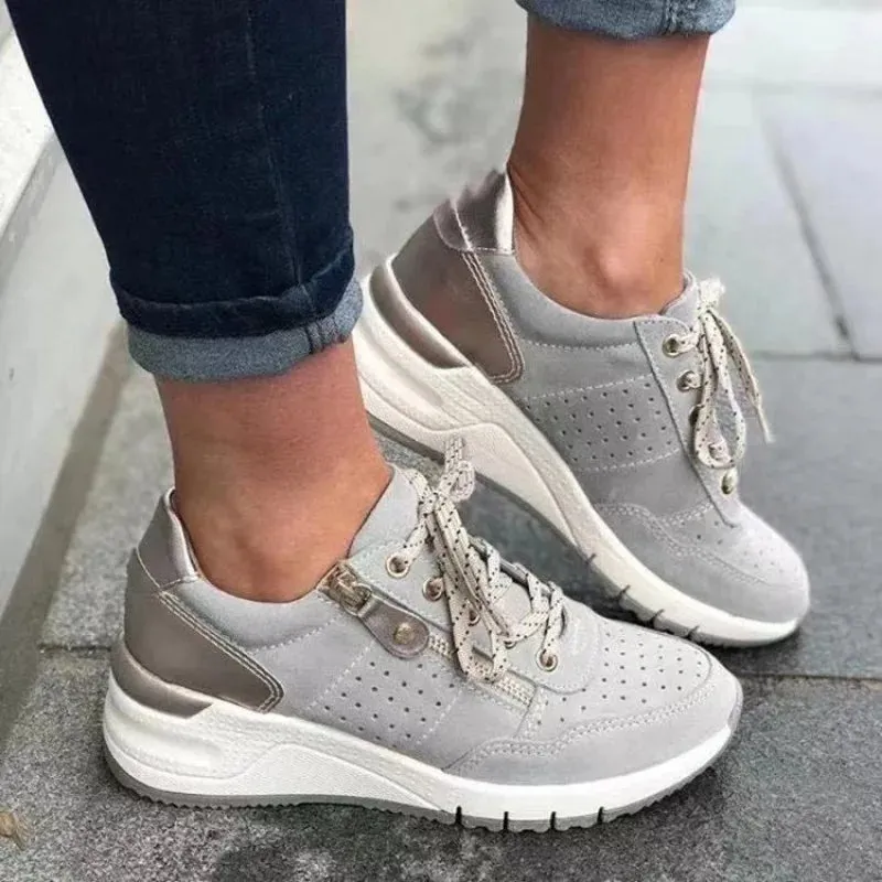 Free international delivery | Efficient SNEAKER COMFORTABLE ORTHOPAEDIC CAYLIN