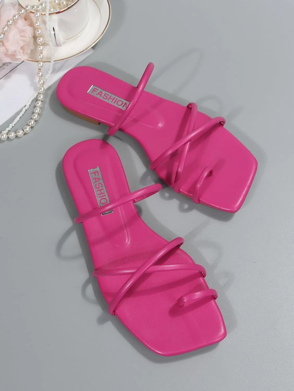GORGLITTER Women's Cute Strappy Sandals Flat Sandals Toe Ring Summer Slide Sandal Slip on Flip Flops