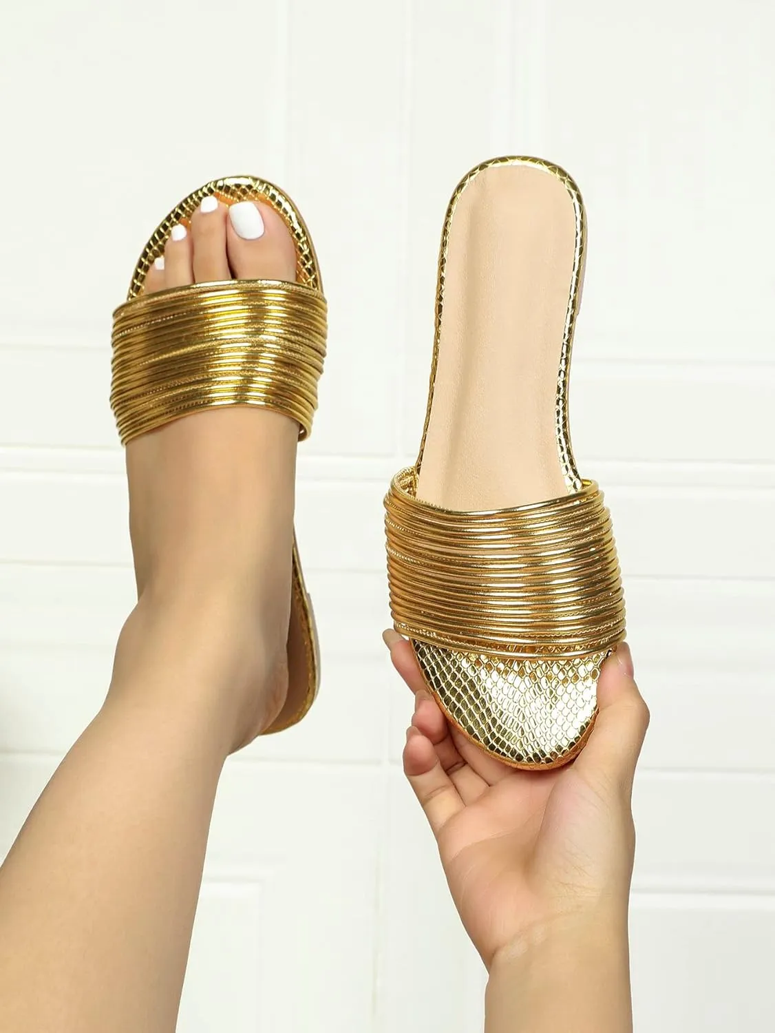 GORGLITTER Women's Summer Metallic Flats Sandal Dressy Cute Open Toe Slipper Slip on Slide Beach Sandals 2025