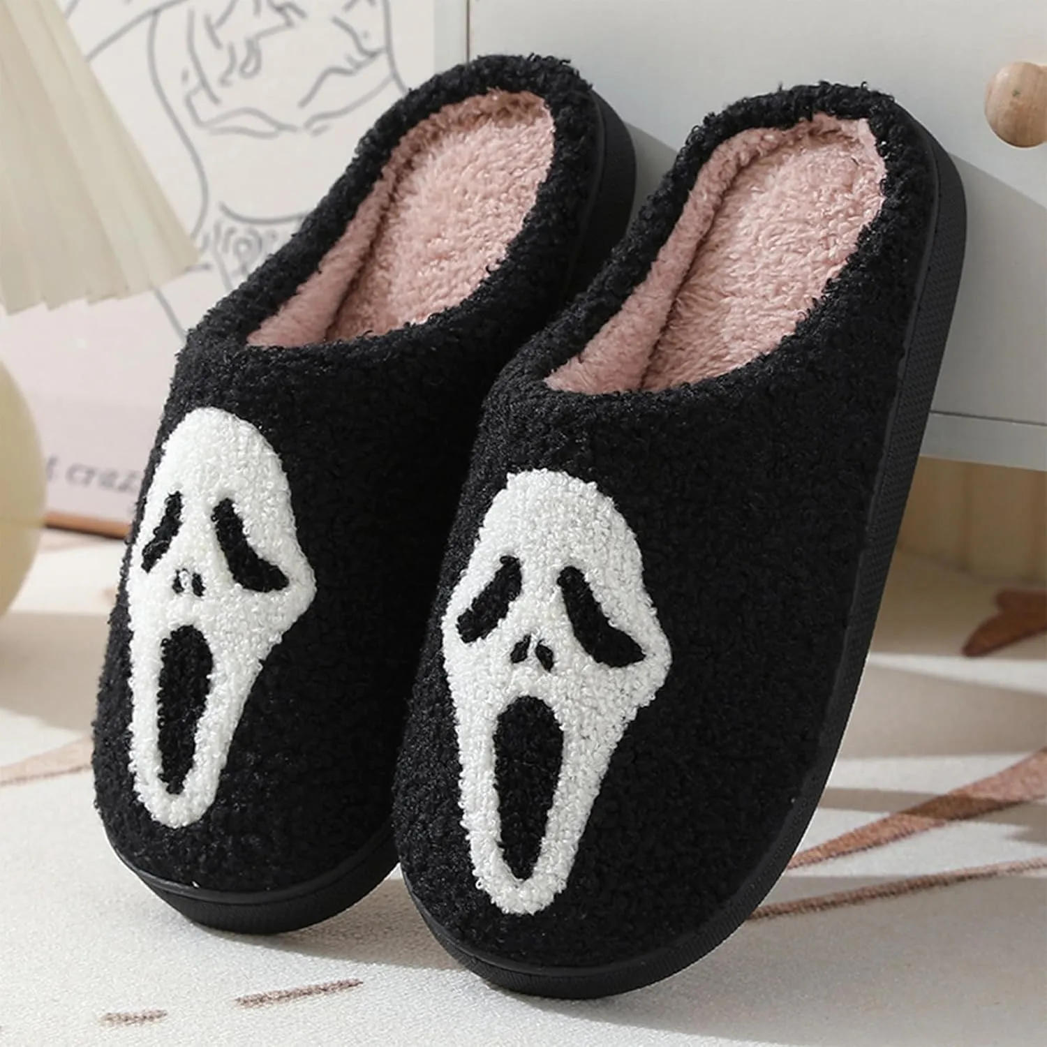 Happy Face Slippers for Women Men,Retro Soft Cozy Comfy Plush Lightweight House Slippers Slip-on Indoor Outdoor Slippers,Slip on Anti-Skid Sole