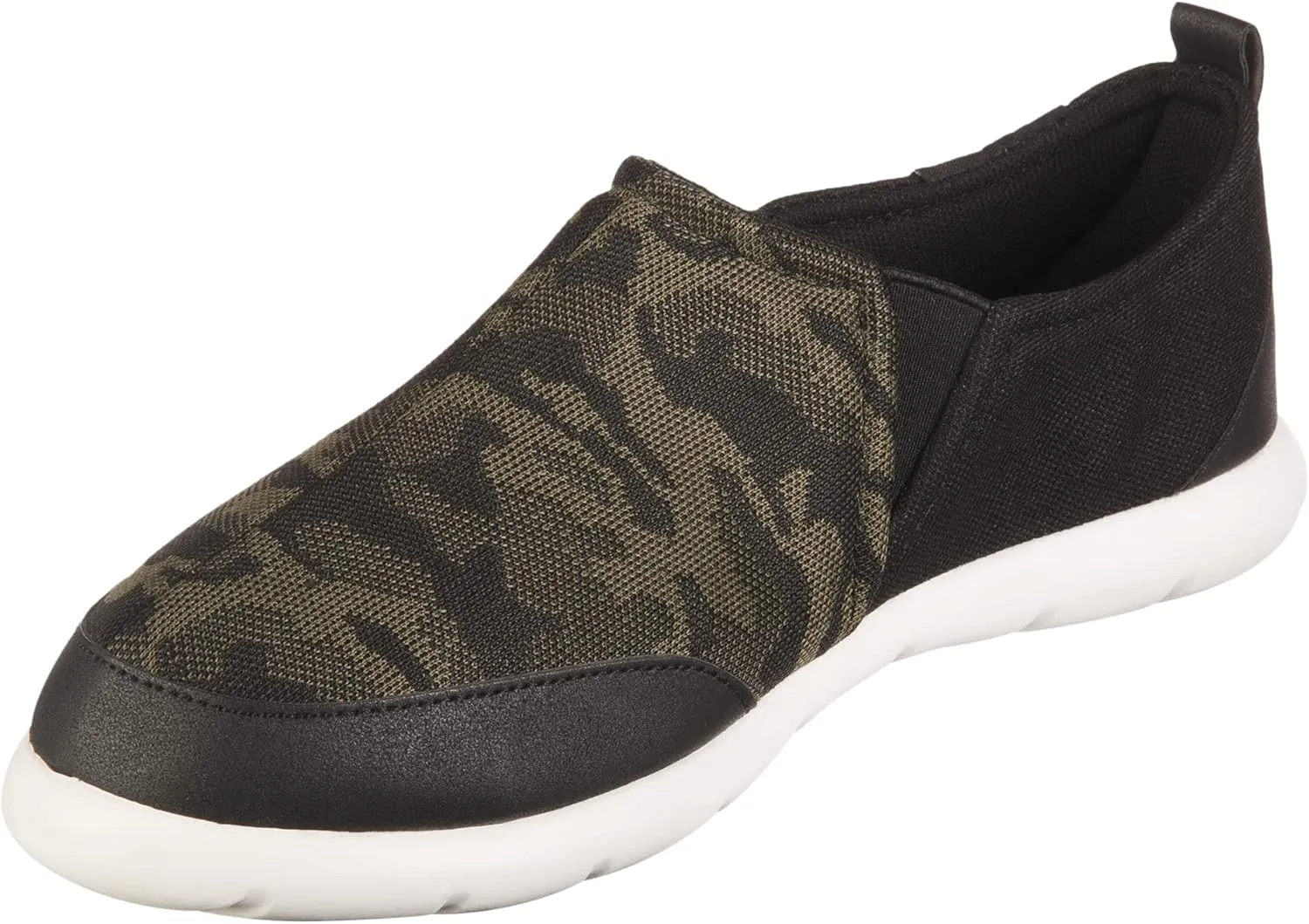 isotoner Men's Zenz Active Slip-On: Ultra-Soft Casual Shoes with Flexible Support & Breathable Mesh