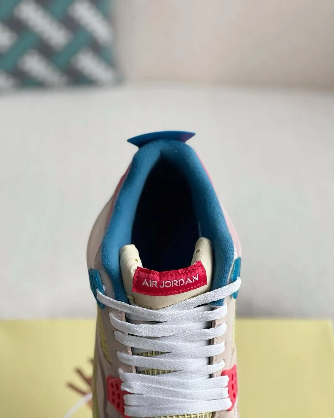 Jordan 4 Retro Union Guava Ice sneakers