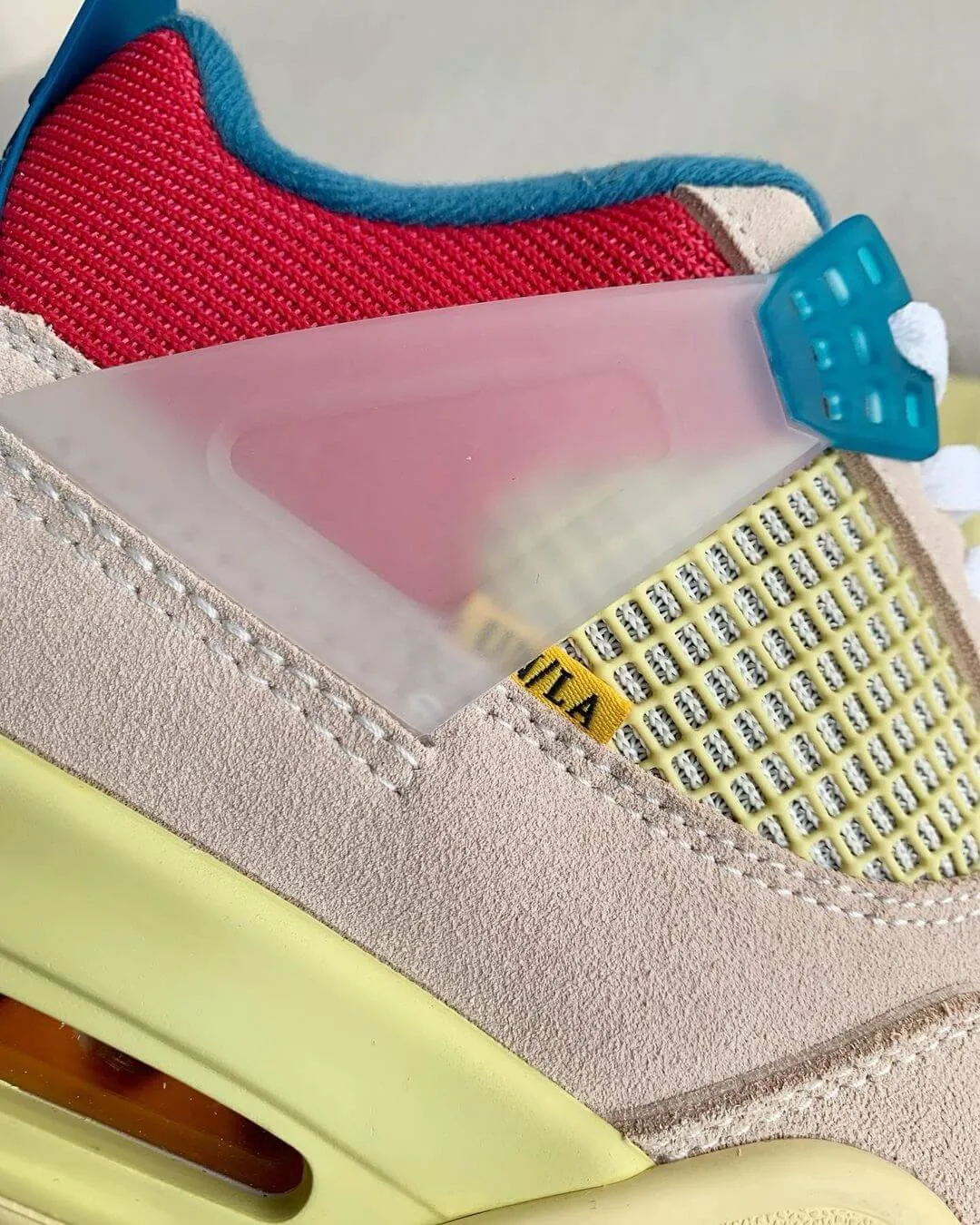 Jordan 4 Retro Union Guava Ice sneakers