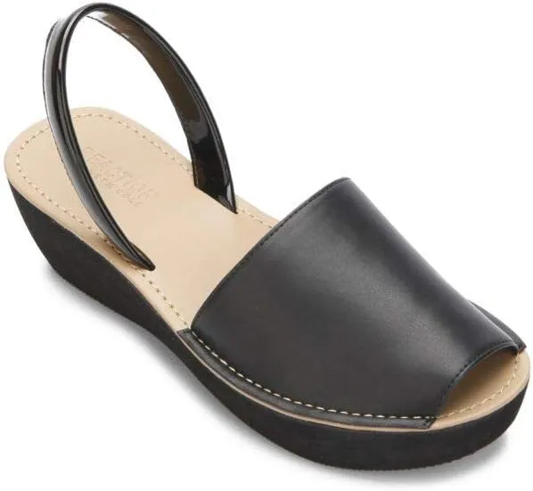 Kenneth Cole REACTION Women's Fine Glass Wedge Sandal