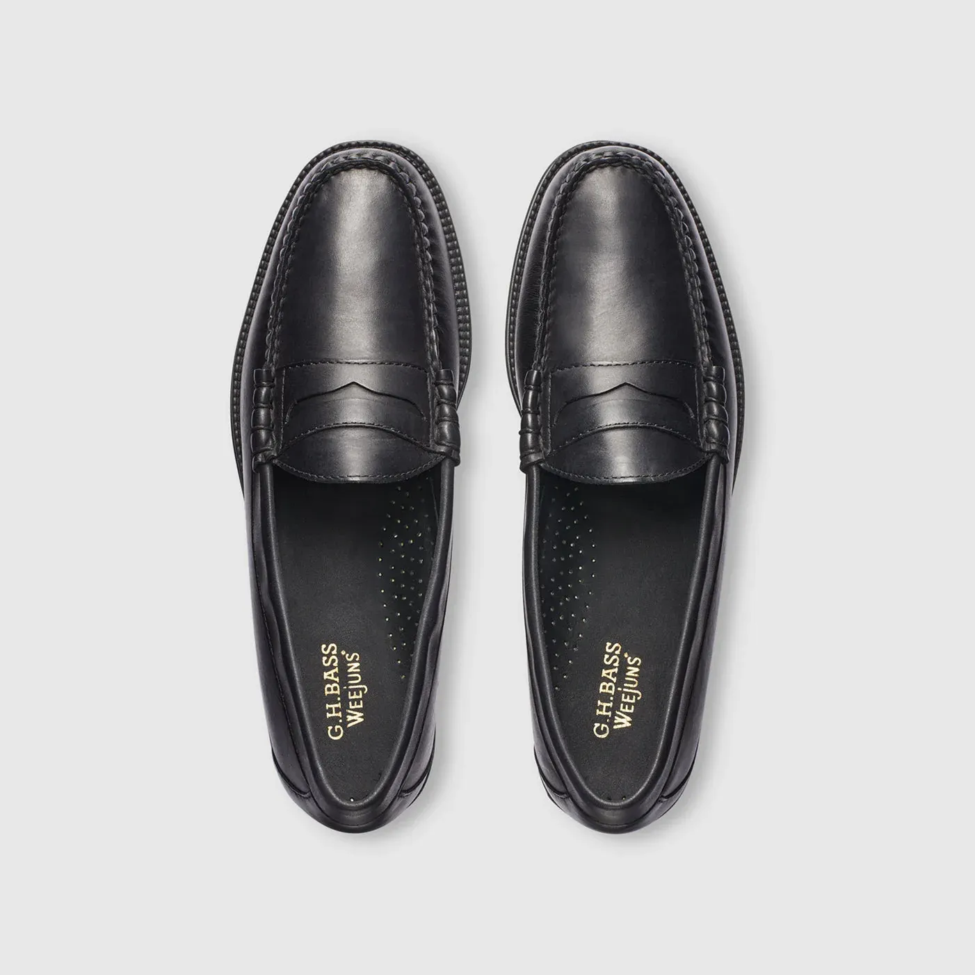 Larson Easy Weejuns Loafer in Black