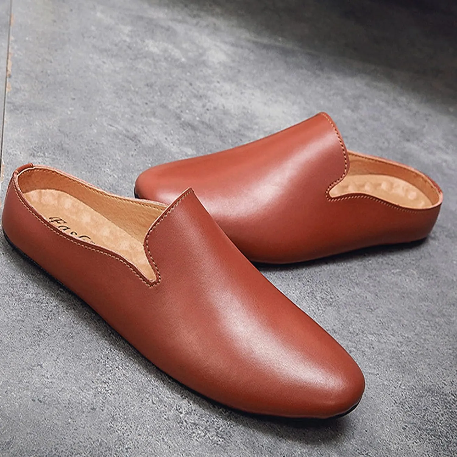 Men's Leather Open Back Flat Mules Vintage Round Toe Soft Sole Non-Slip Slip-On Formal Slippers Business Work Driving Walking Shoes