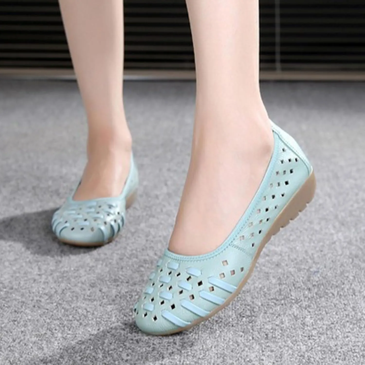 MOYOWEI Women's Summer Comfort Woven Leather Flats,Pointed Closed Toe Hollow Non-slip Soft Sole Slip-on Walking Casual Shoes