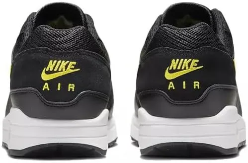 Nike Men's Air Max 1 Ess Sneaker
