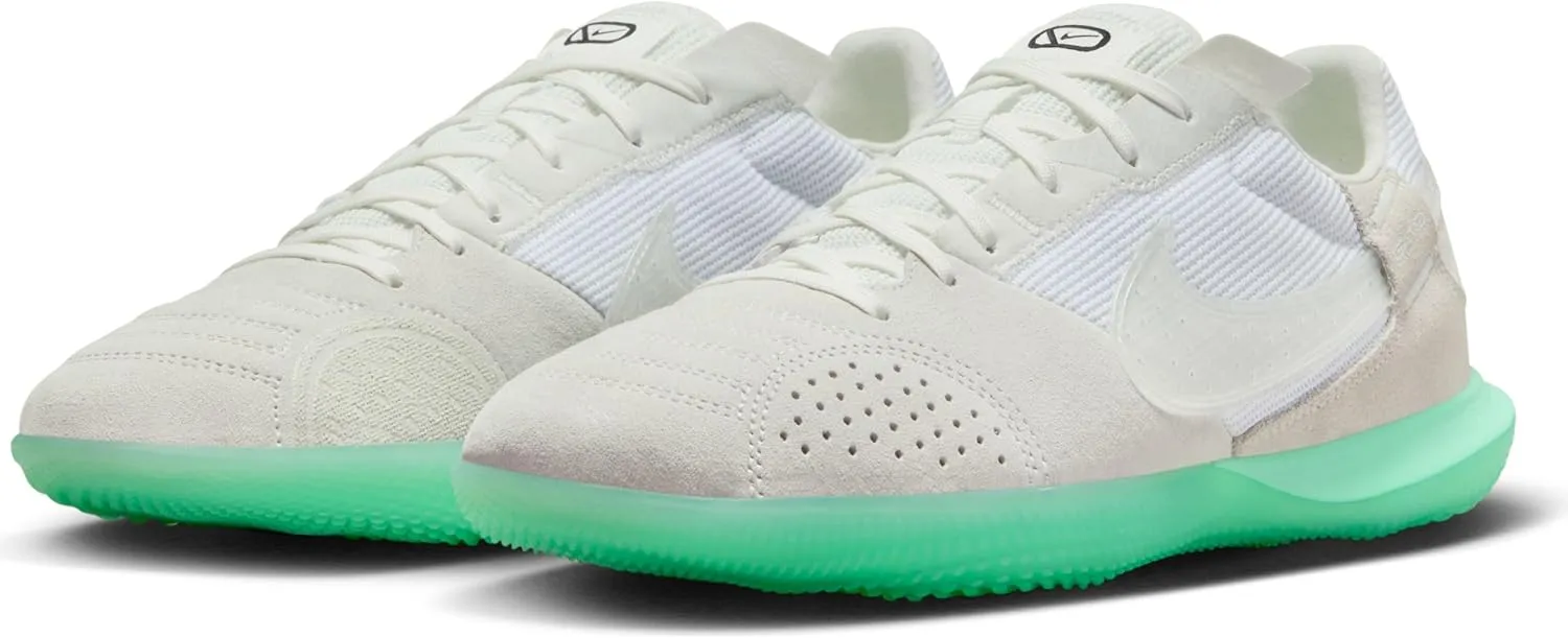 Nike Men's Football Shoe