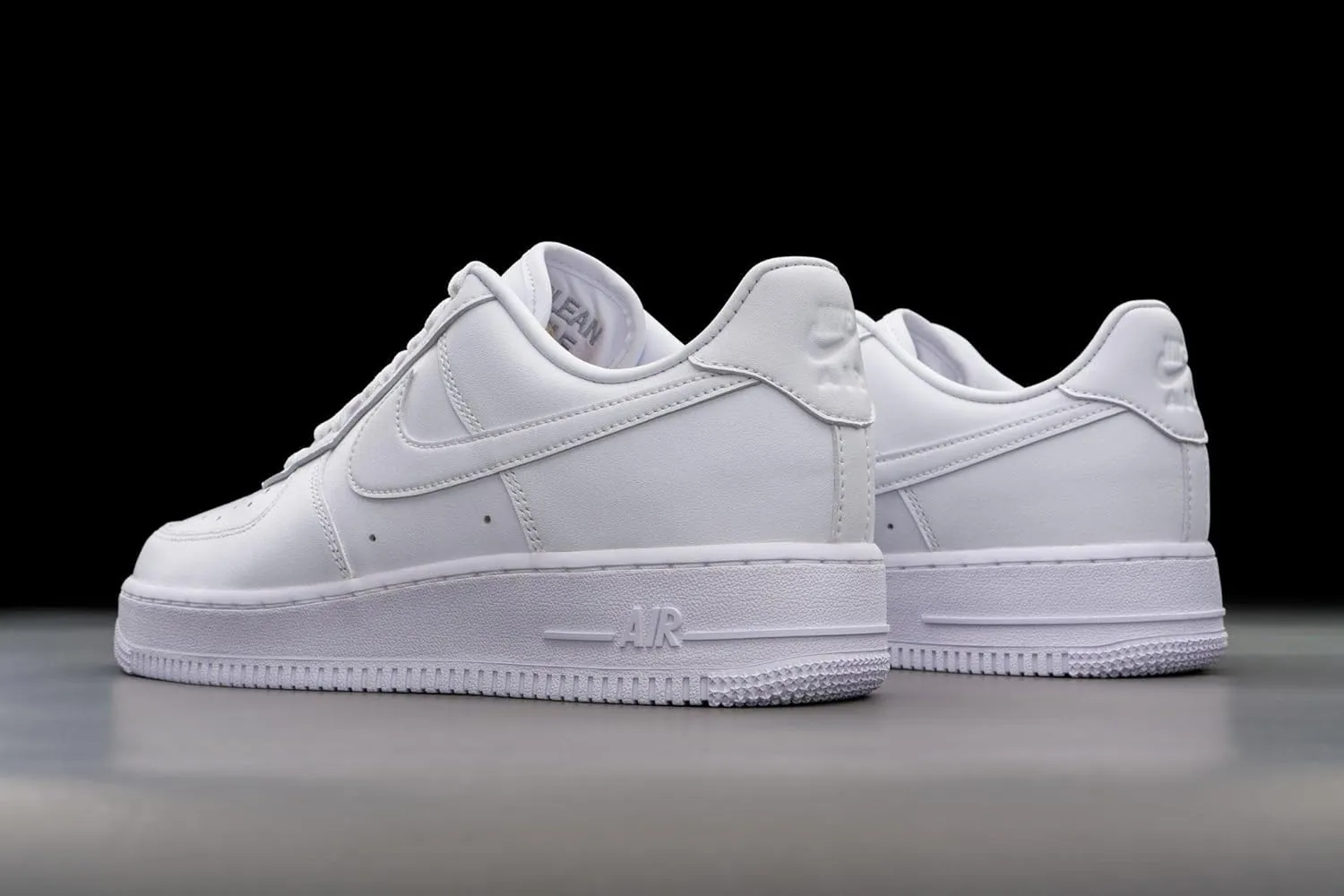 Nike Men's Sneaker