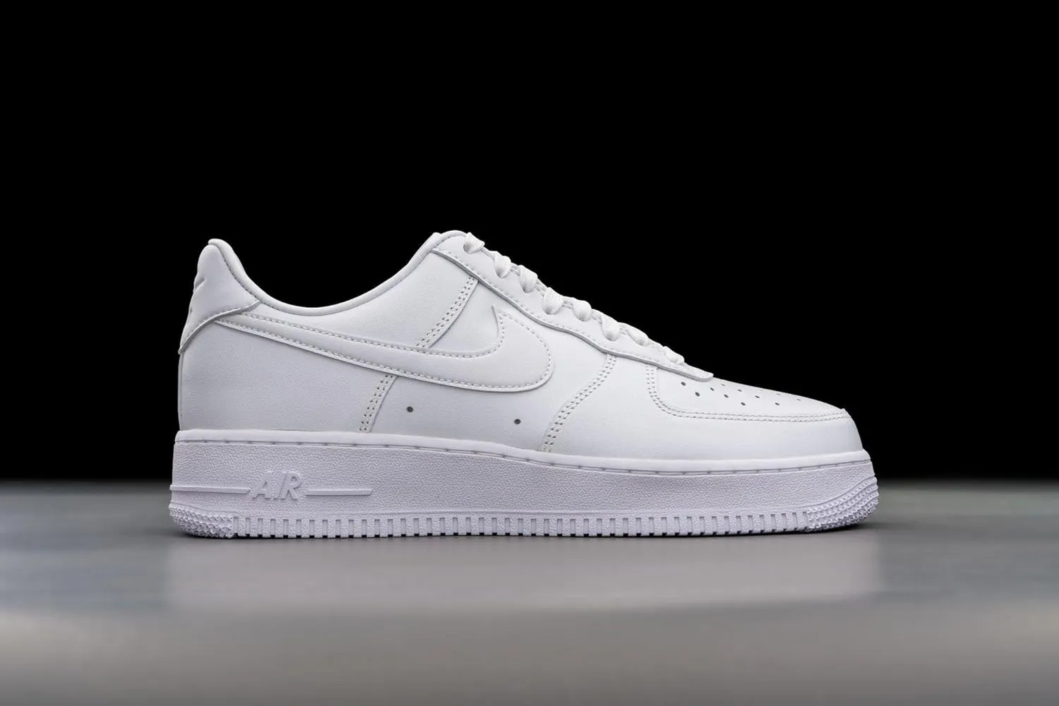 Nike Men's Sneaker