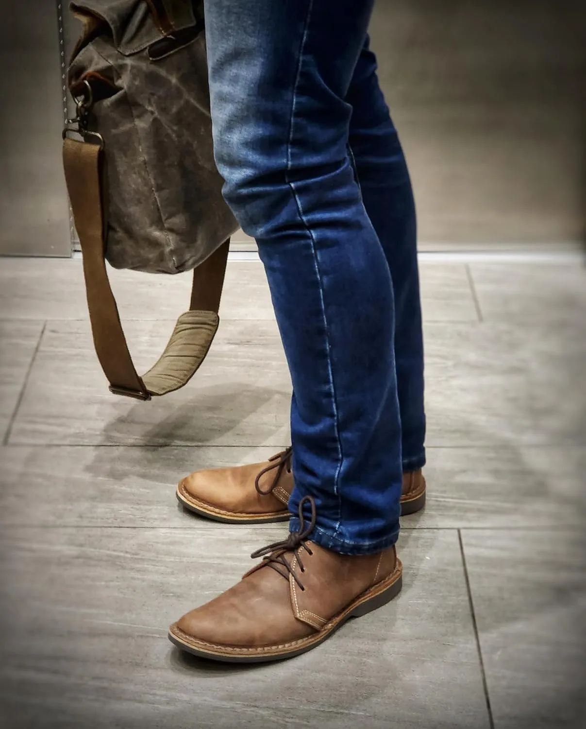 OLD RUGGED Handmade Genuine leather Vellie Chukka Boot