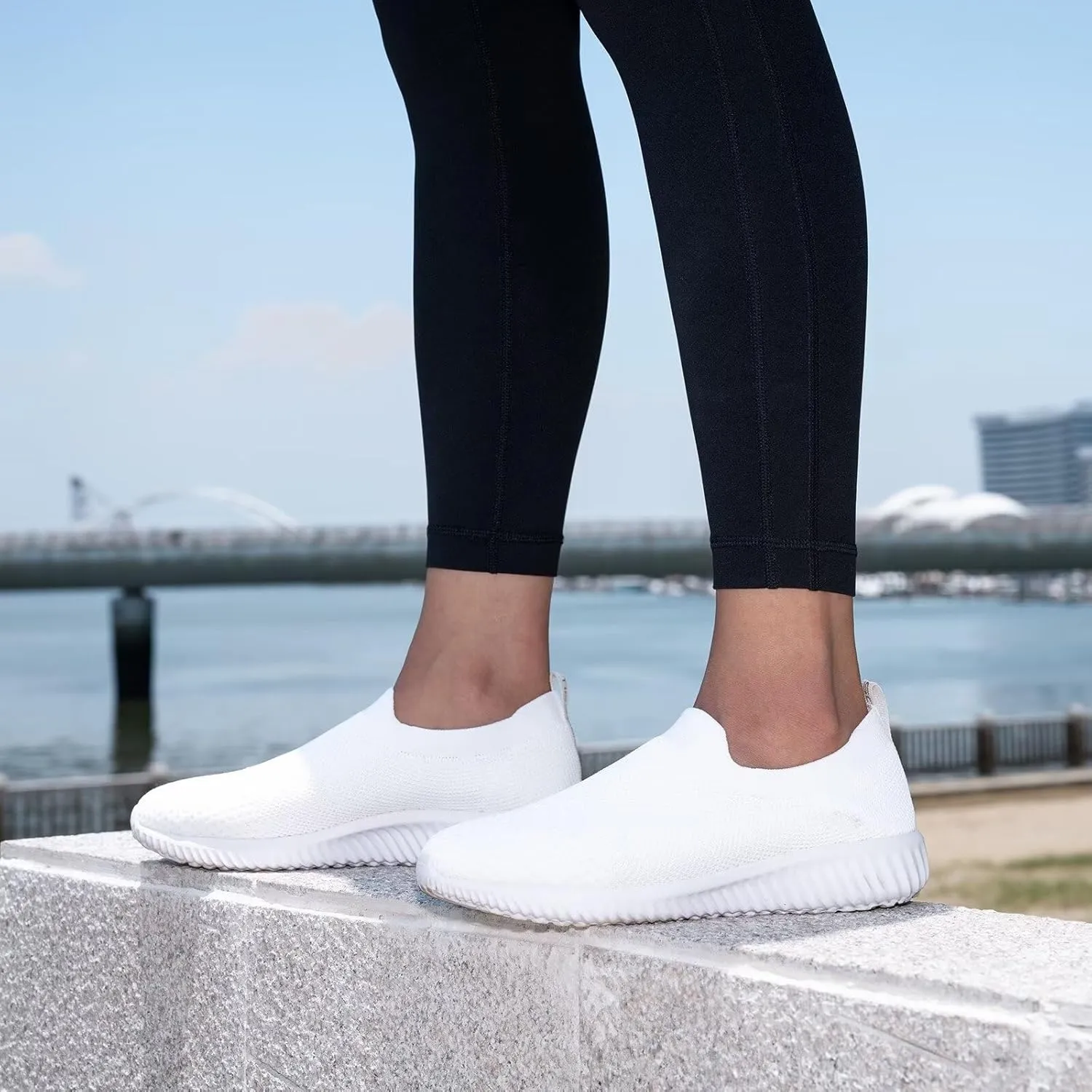 poemlady Walking Shoes Women Slip On Sneakers Knit Lightweight Comfortable Breathable Nurse Shoes for Work Travel