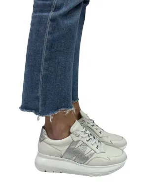 SAMIRA in Off White   Silver