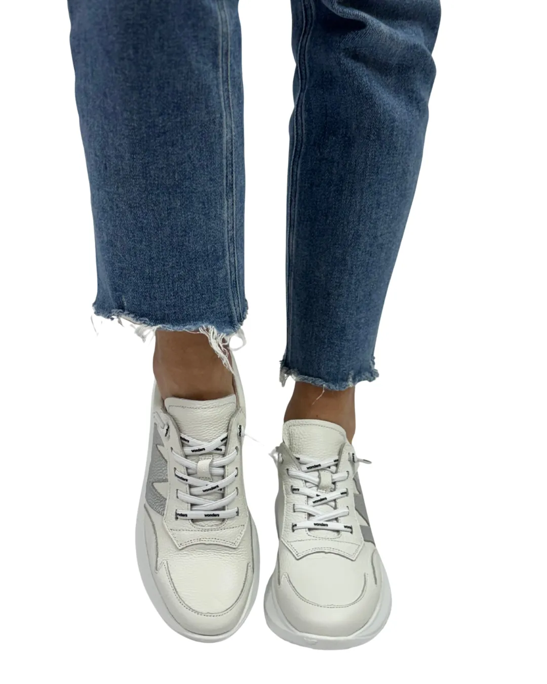 SAMIRA in Off White   Silver