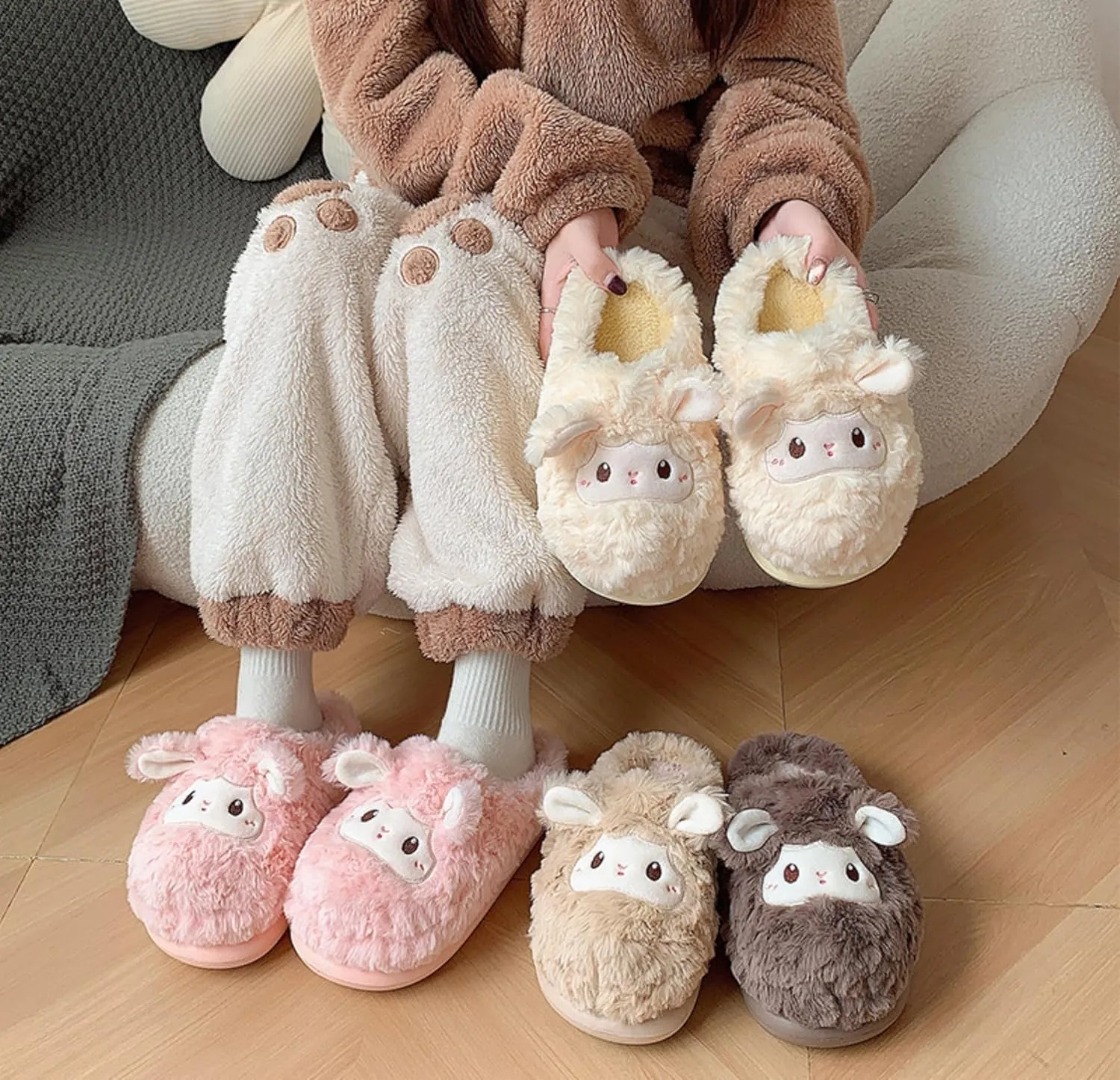 Sheep slippers Interesting animal shoes Warm keeping plush adult cartoon slippers for men and women at home