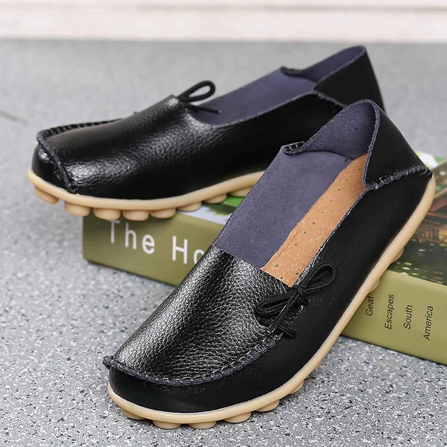 Solaud Women's Driving Moccasins Loafers Casual Round Toe Soft Comfortable Leather Loafers Breathable Slip On Walking Shoes