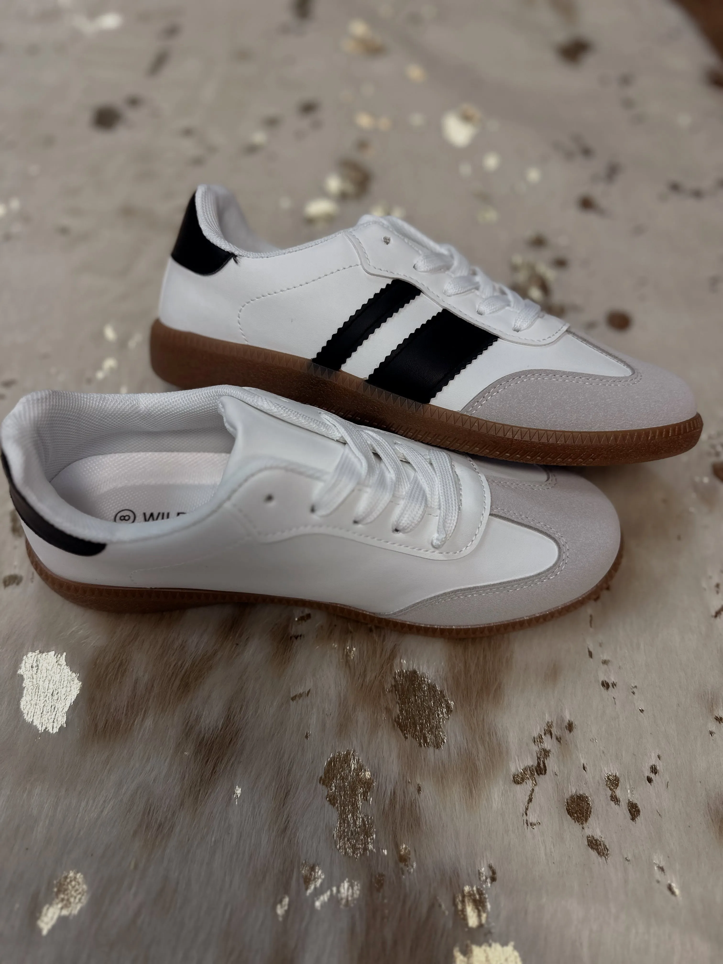Stripe Sneaker