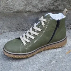 Tailored and comfortable orthopedic summer footwear