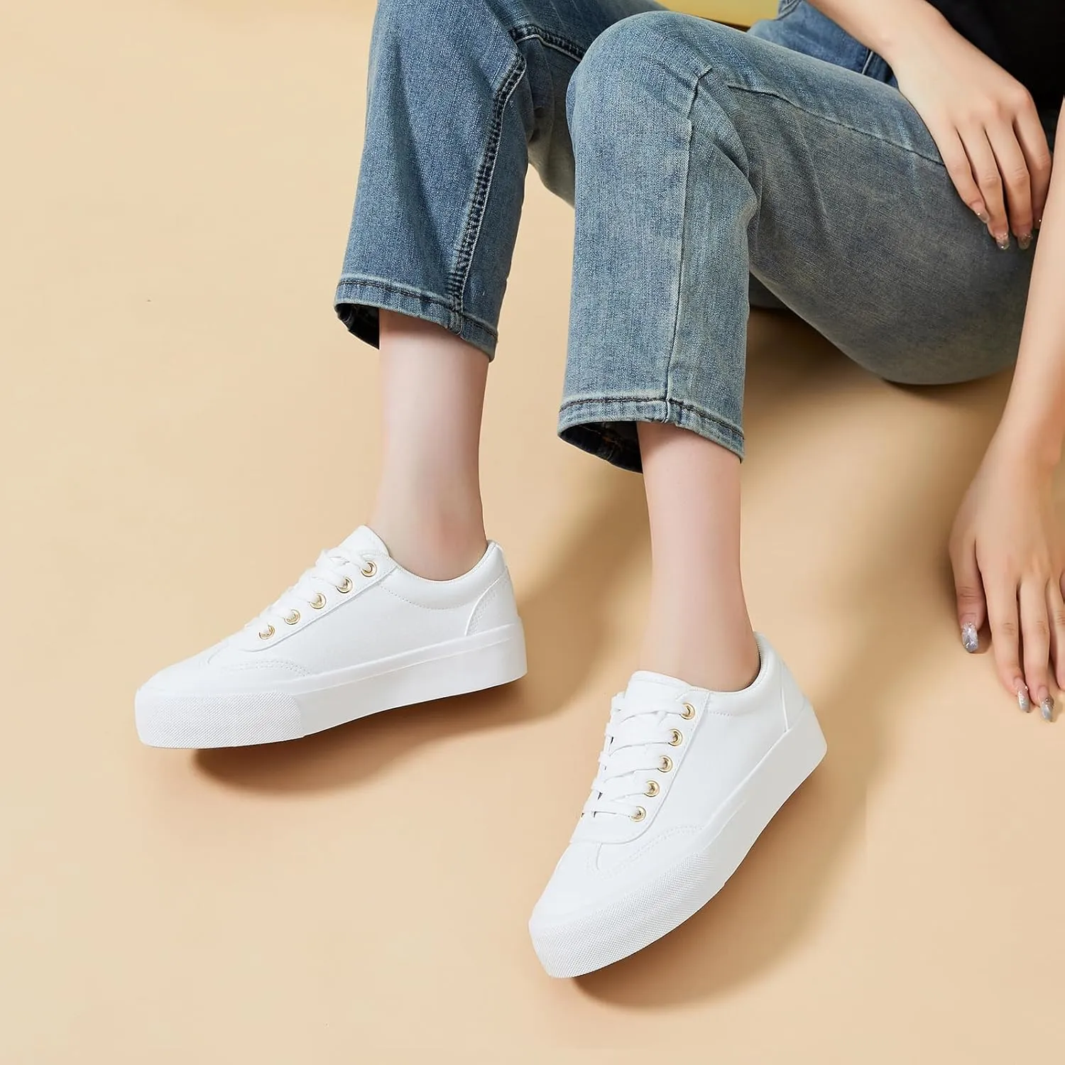 TUOPIN Women's Tennis Shoes White PU Leather Platform Sneakers Comfortable Lace-Up Walking Shoes Fashion Chunky Athletic Sneakers for Women