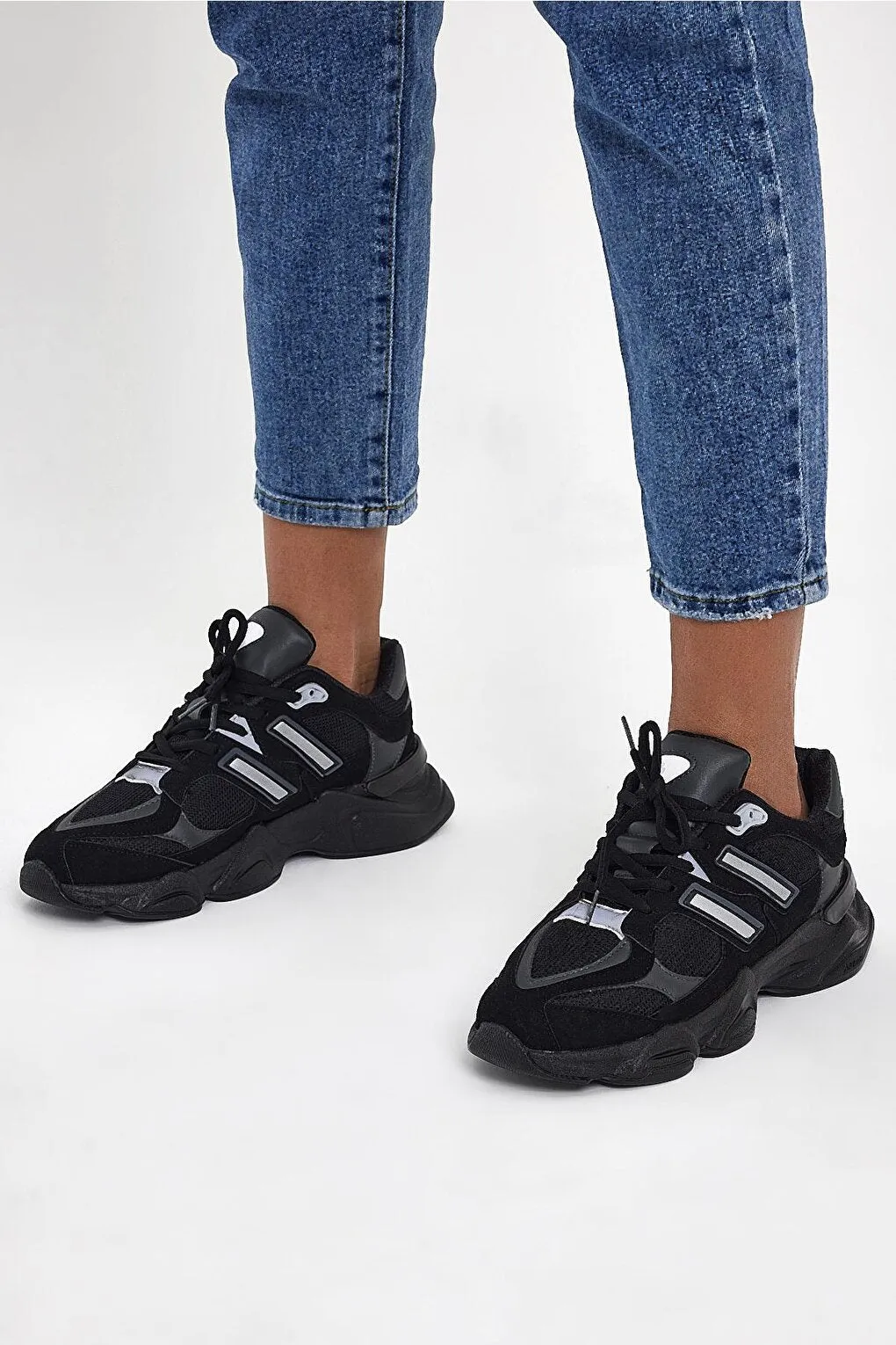 Unisex Black Smoked Comfortable Mold Senaker Shoes