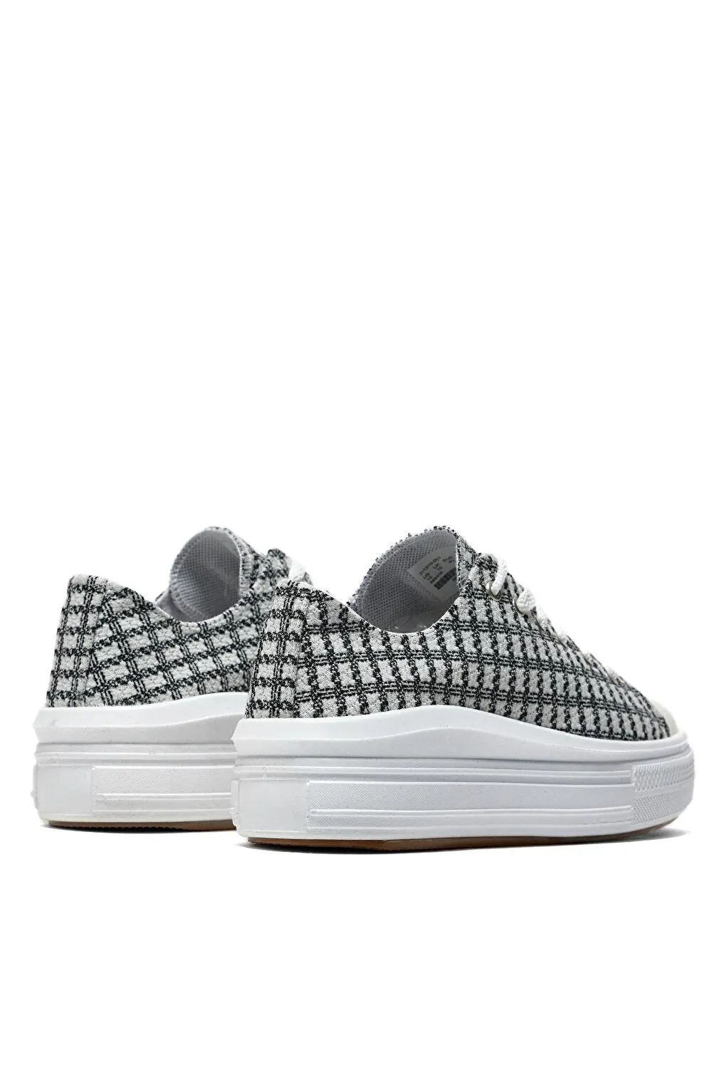 Women's Checkered Comfortable Thick Soled Sports Shoes