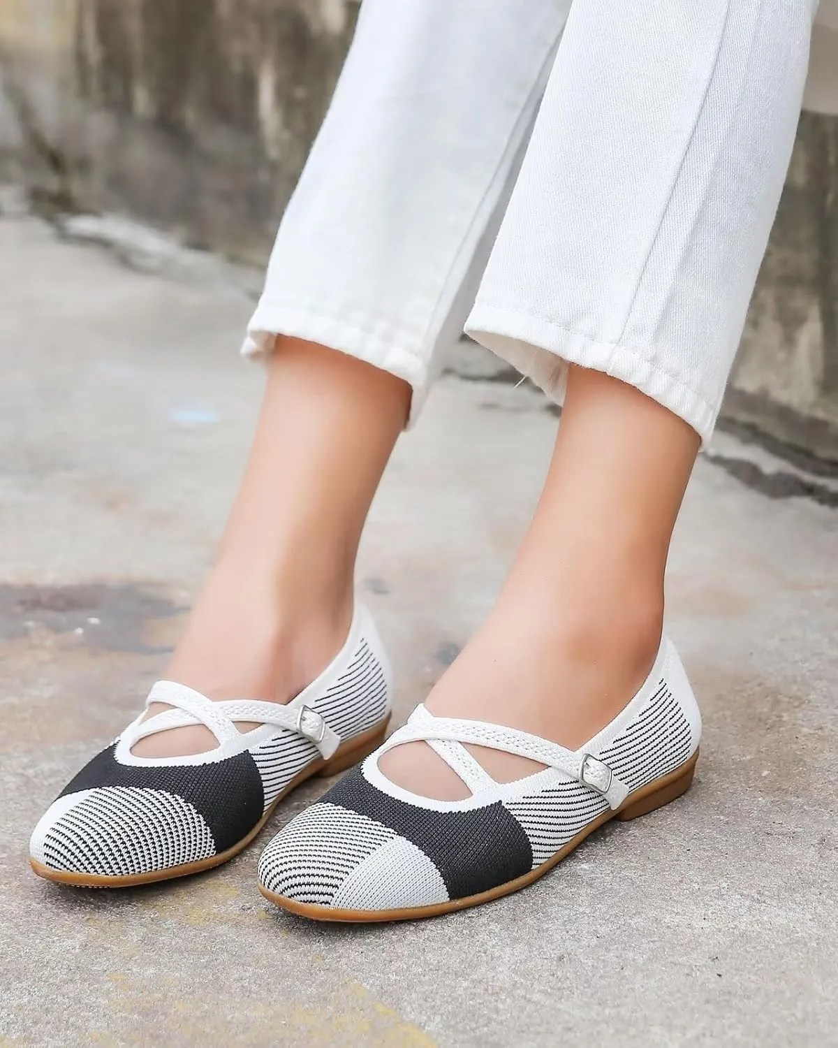 Women's Mary Jane Flats Shoes Ballet Flats with Buckle Strap Soft Work Dress Ballerina Walking Shoes